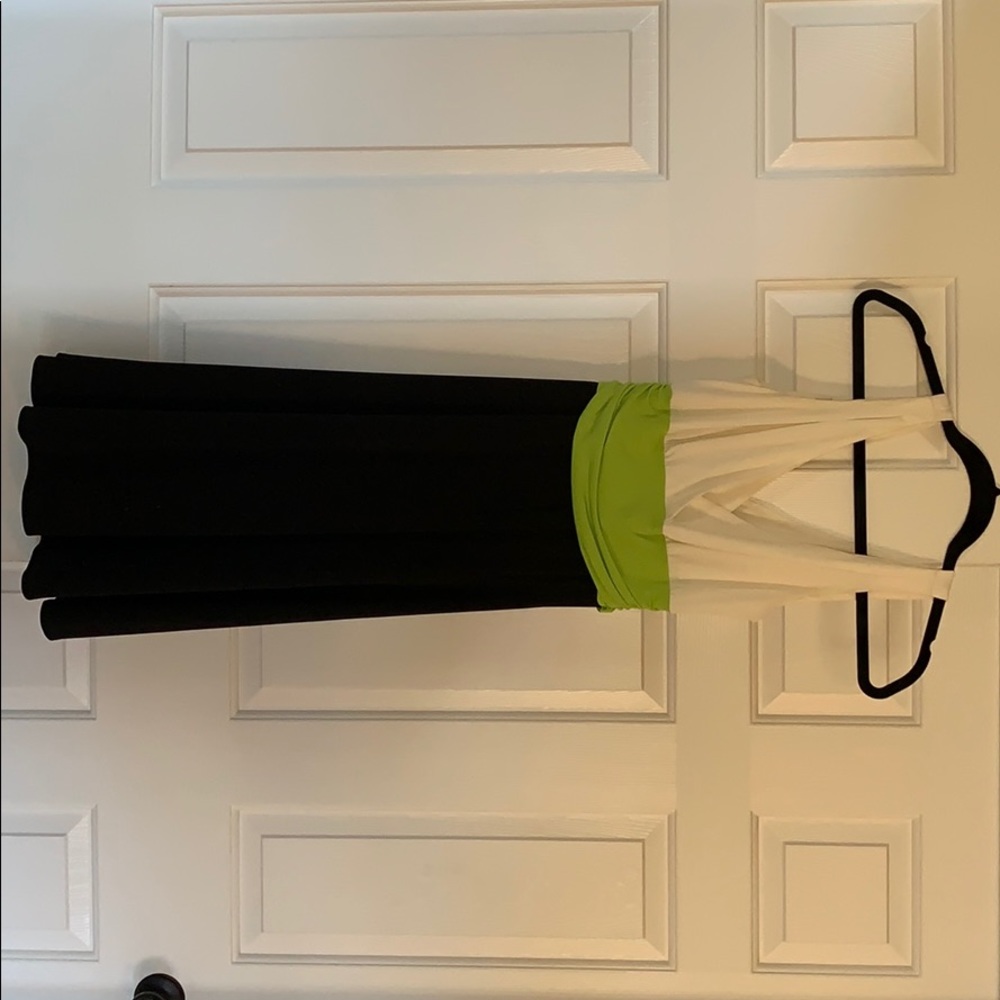 Maggy London size 6 dress guc
